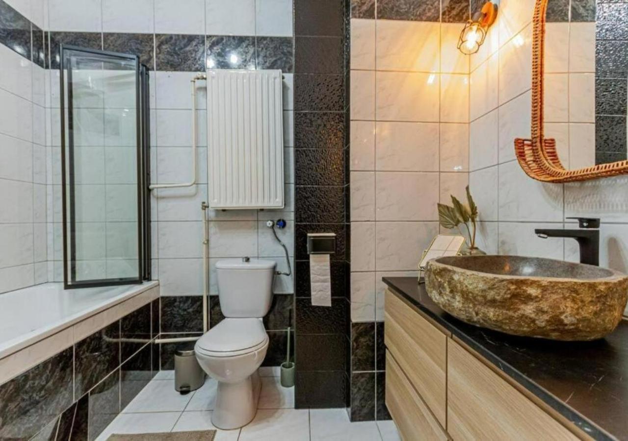 Luxury Apartment By The Famous Vaci Street Budapest Ngoại thất bức ảnh
